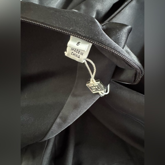 ☀️SOLD☀️ST. JOHN COUTURE Black Silk Bow Dress - Picture 6 of 6